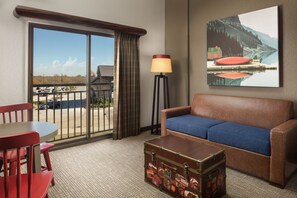 In-room safe, iron/ironing board, Internet, bed sheets - Great Wolf Lodge Pocono Mountains, PA (Scotrun)