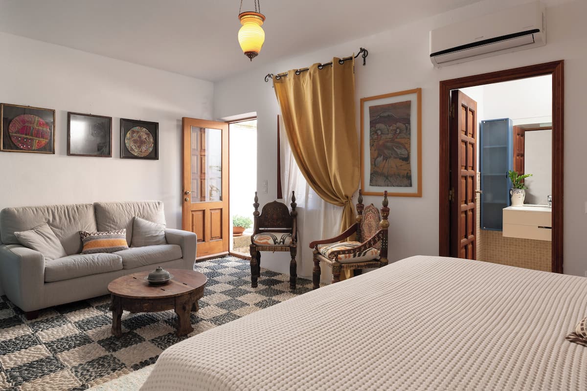 Villa (Venetoklis)