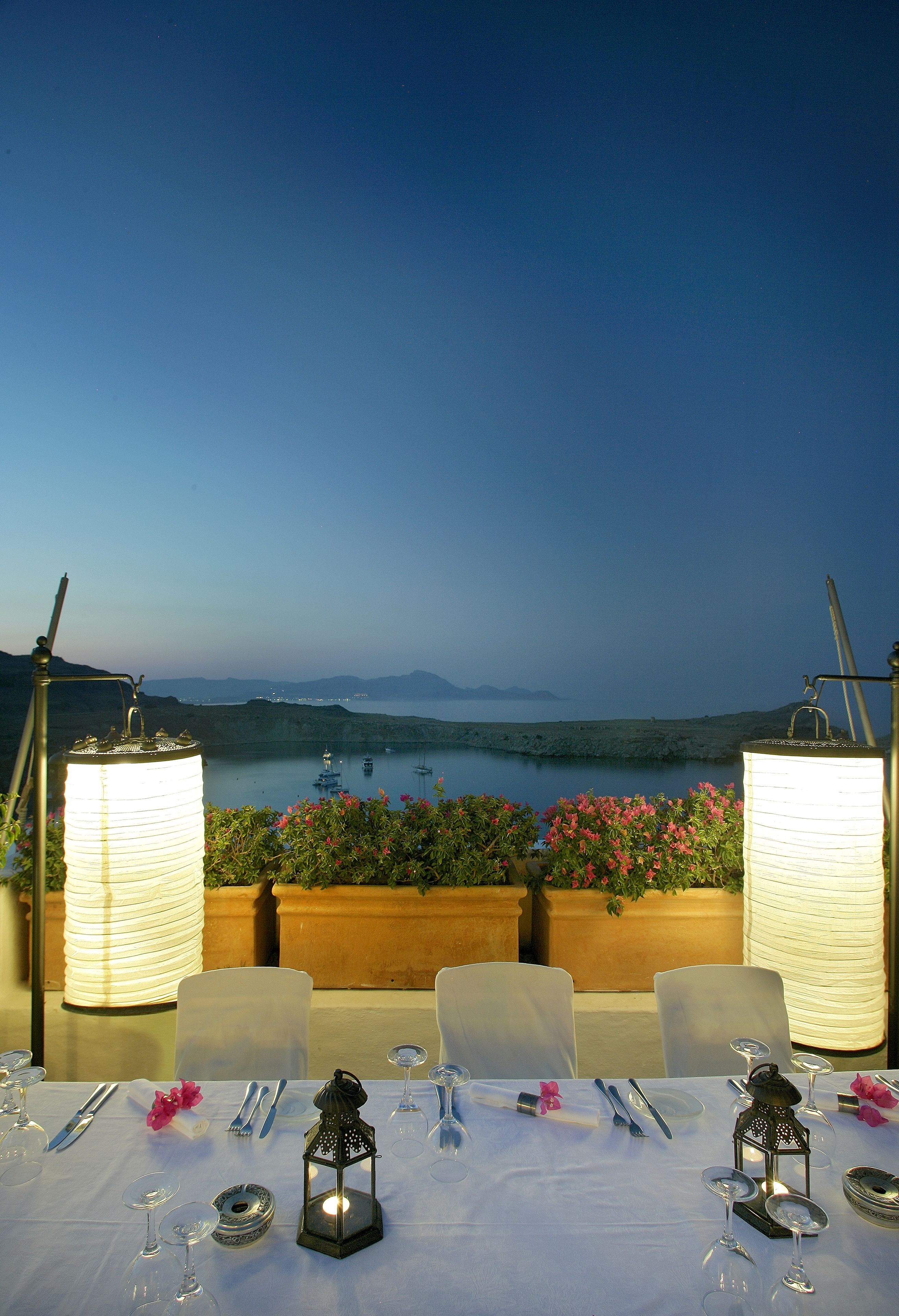 breakfast served, sea views