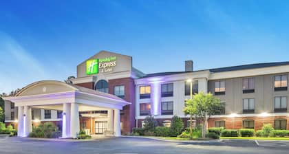 Holiday Inn Express & Suites Hardeeville - Hilton Head by IHG