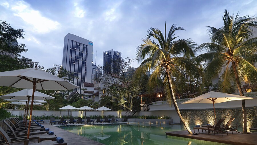 MiCasa All Suite Hotel