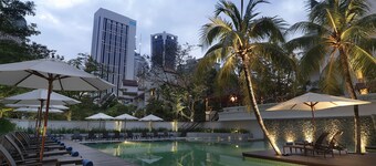 MiCasa All Suite Hotel