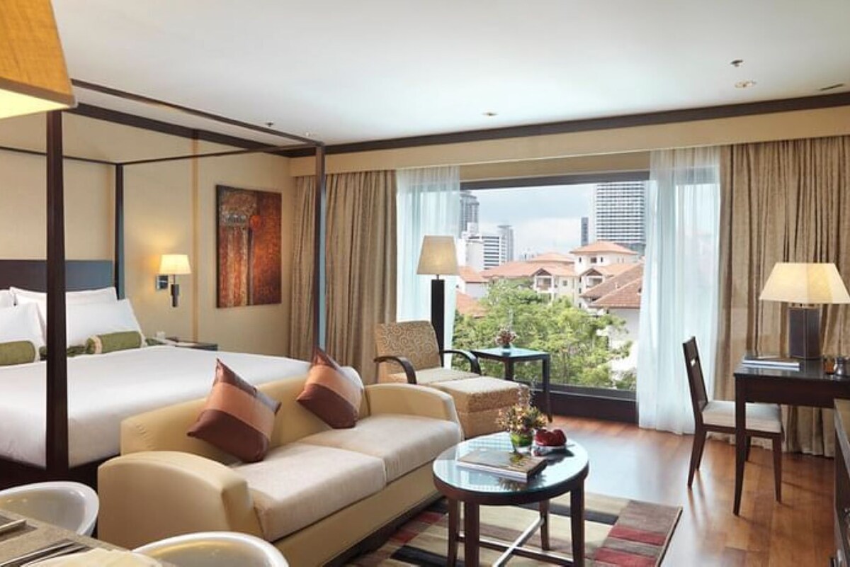 In-room safe, desk, soundproofing, iron/ironing board