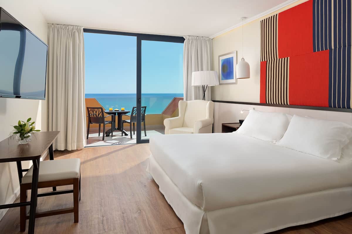 1 bedroom, desk, blackout curtains, free wifi