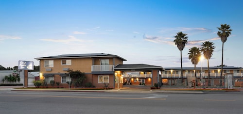 Sand Castle Inn