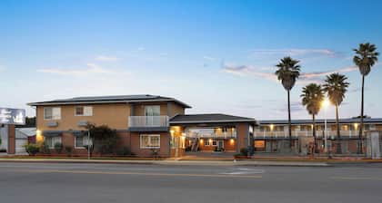 Sand Castle Inn