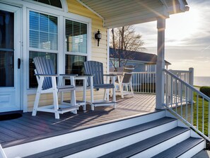 Deluxe Room, Multiple Beds | Courtyard view - The Lodge at Geneva (Geneva)