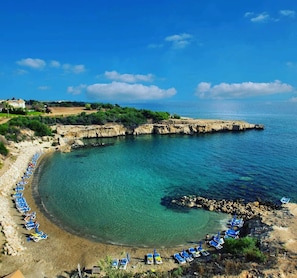 Plage, plongée sous-marine, ski nautique, planche à voile