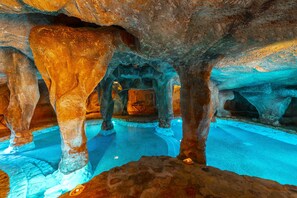 Indoor pool, 2 outdoor pools, open 9:00 AM to 6:00 PM, pool umbrellas - Malama Beach Holiday Village (Paralimni)