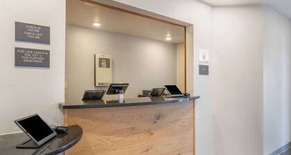 Extended Stay America Select Suites - Omaha - Southwest