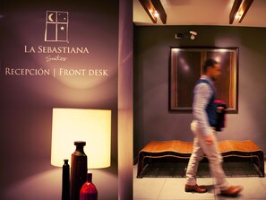 内部エントランス