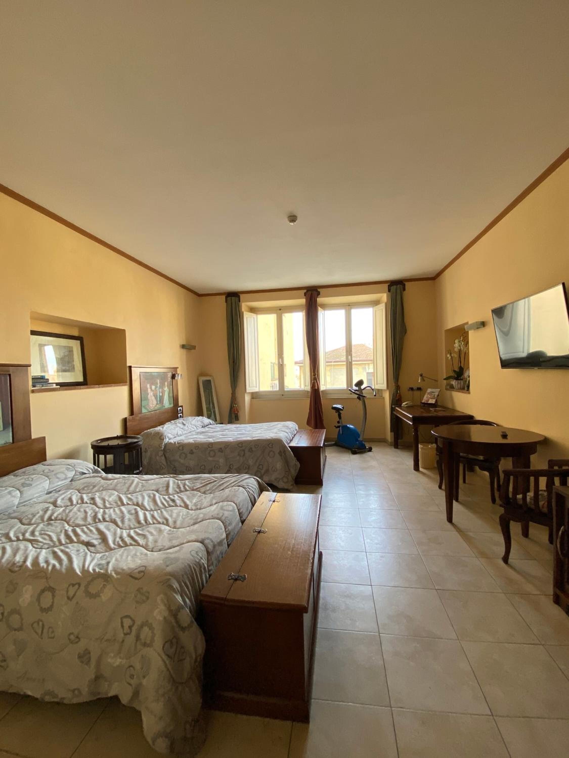 minibar, in-room safe, desk, blackout curtains