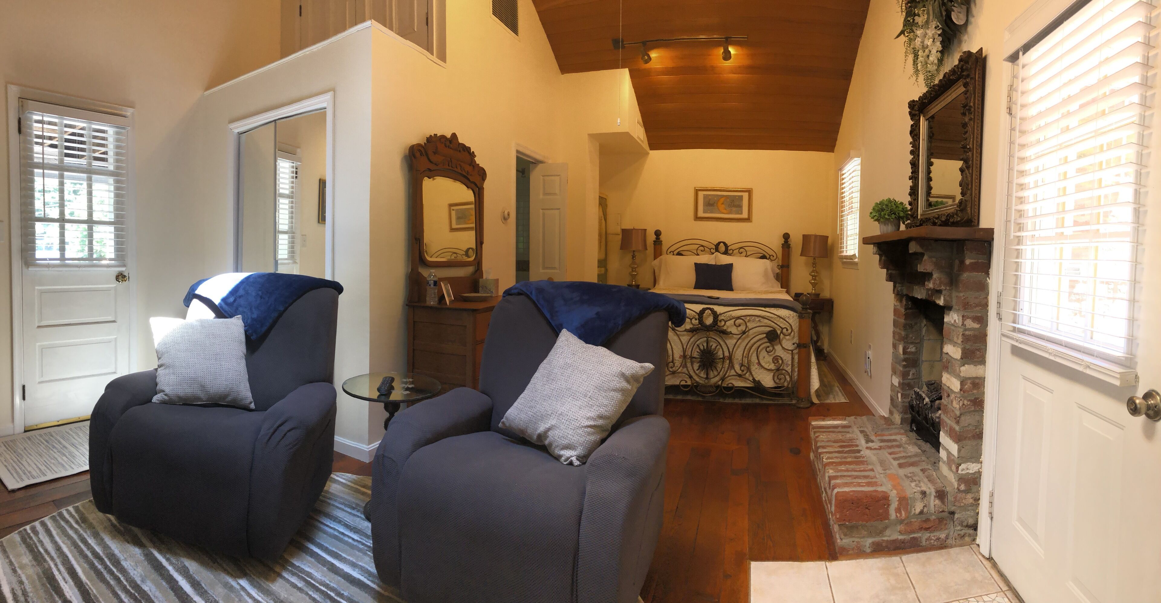 The Cottage Suite | Pillowtop beds, iron/ironing board, free WiFi, bed sheets