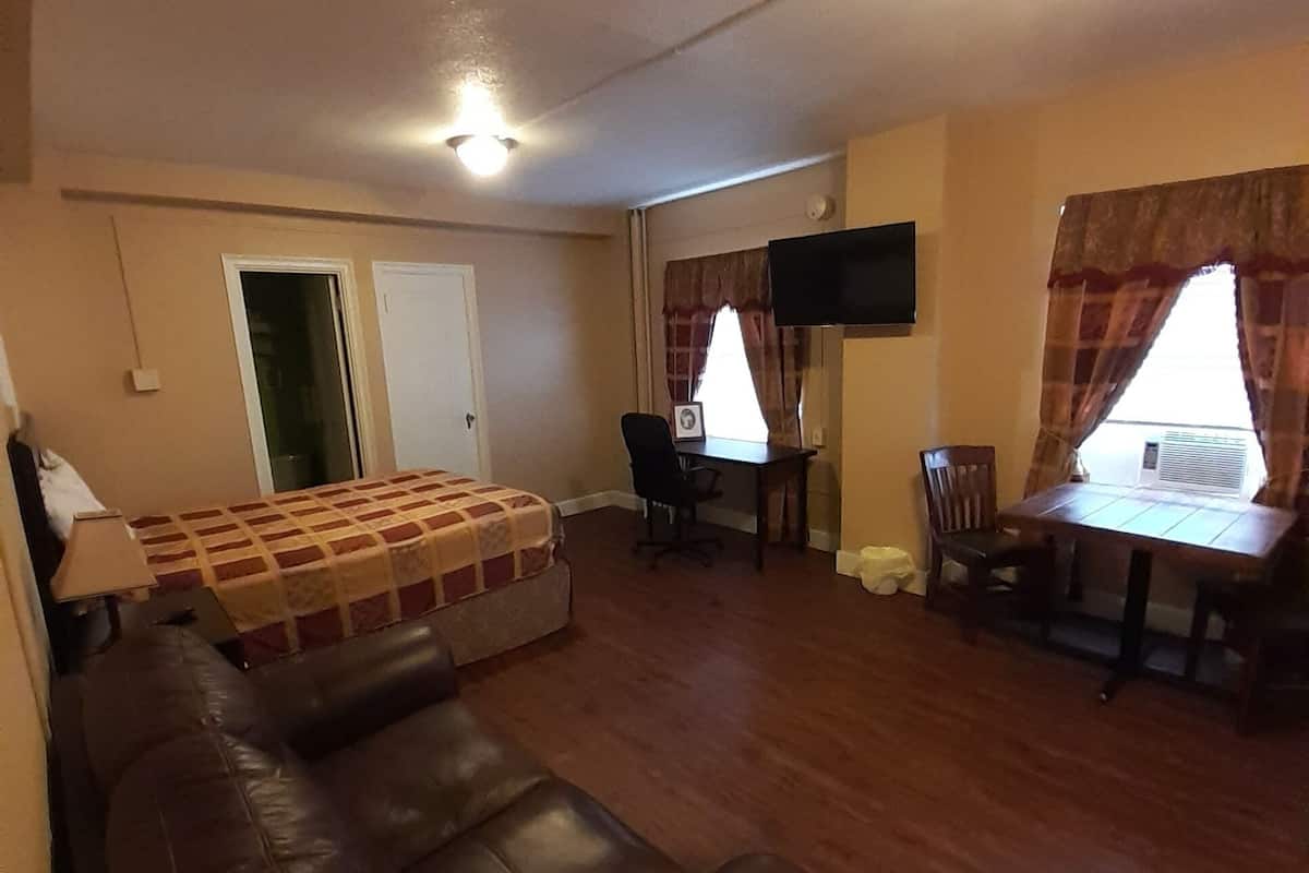 Pillow-top beds, iron/ironing board, free WiFi, bed sheets