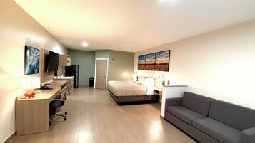 Suite, 1 King Bed, Non Smoking (Efficiency) | In-room safe, desk, iron/ironing board, free wired internet