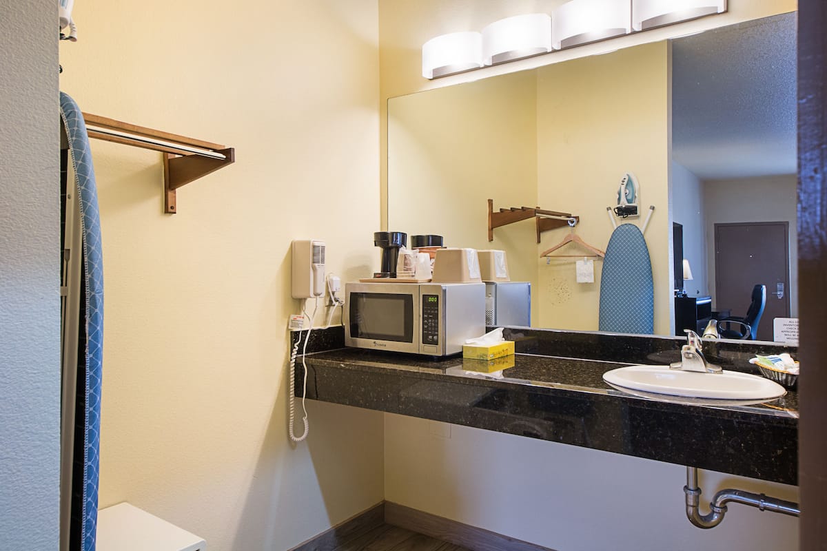 in-room safe, desk, iron/ironing board, free wired internet