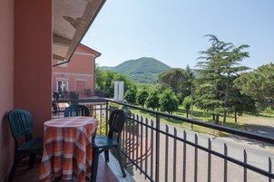 Standard Triple Room | Balcony