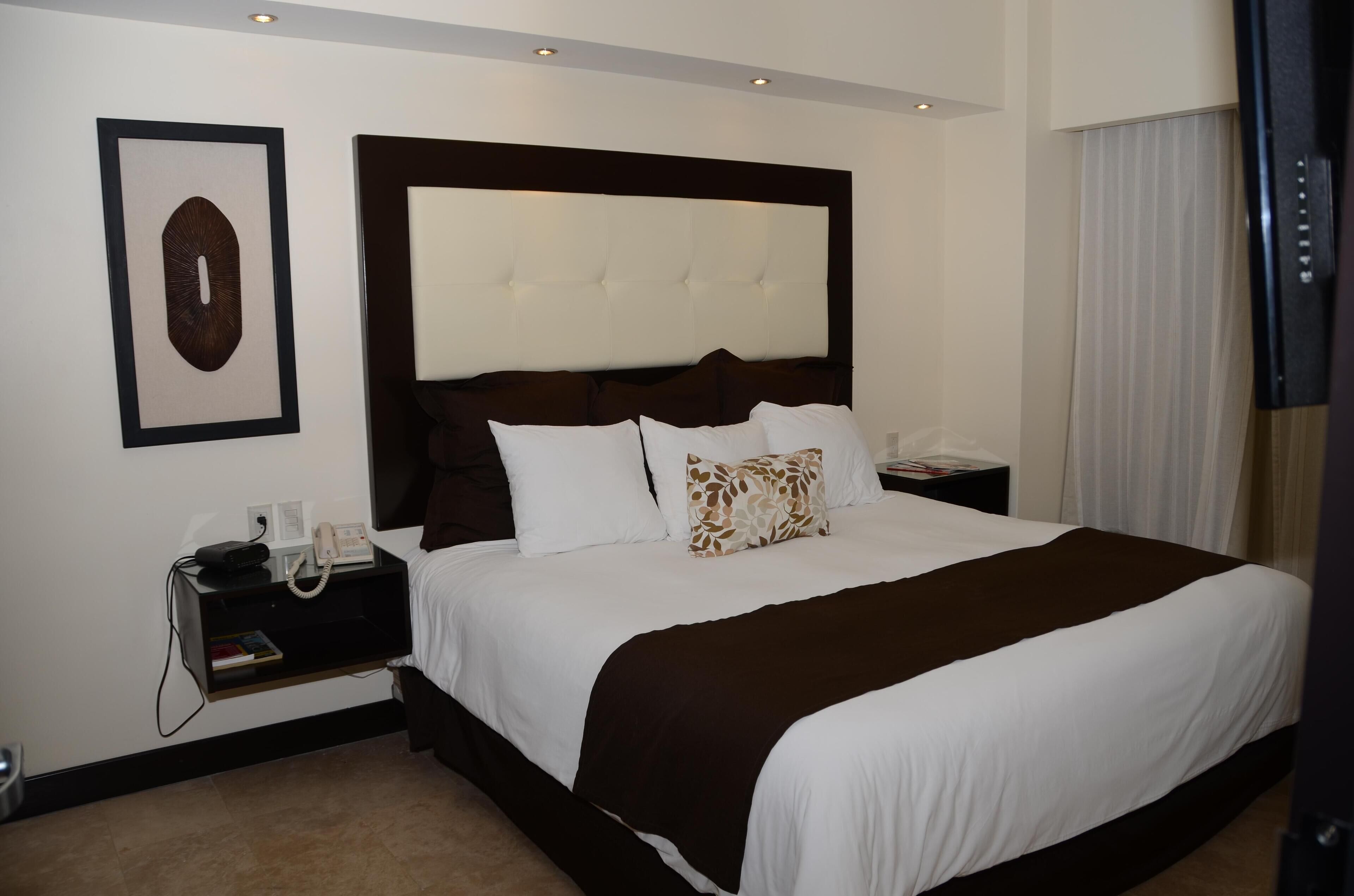 In-room safe, iron/ironing board, free WiFi, bed sheets