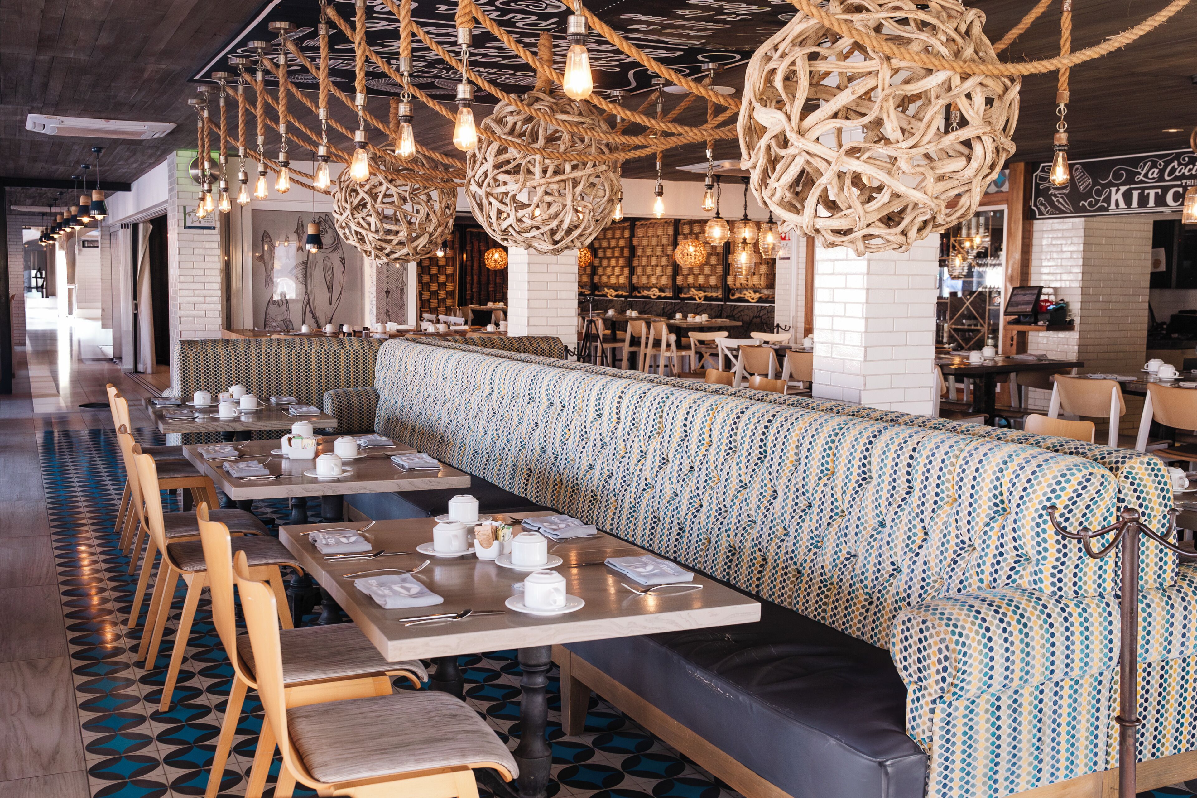 Breakfast, lunch and dinner served