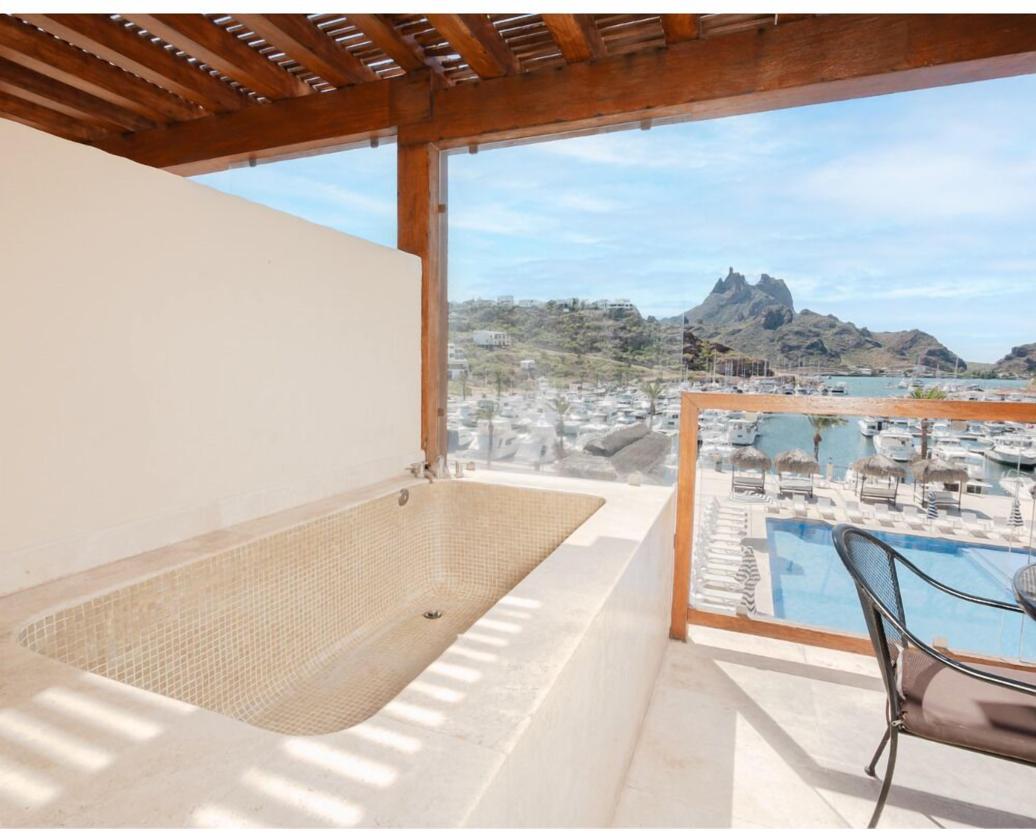 Superior Suite, Sea View | Terrace/patio