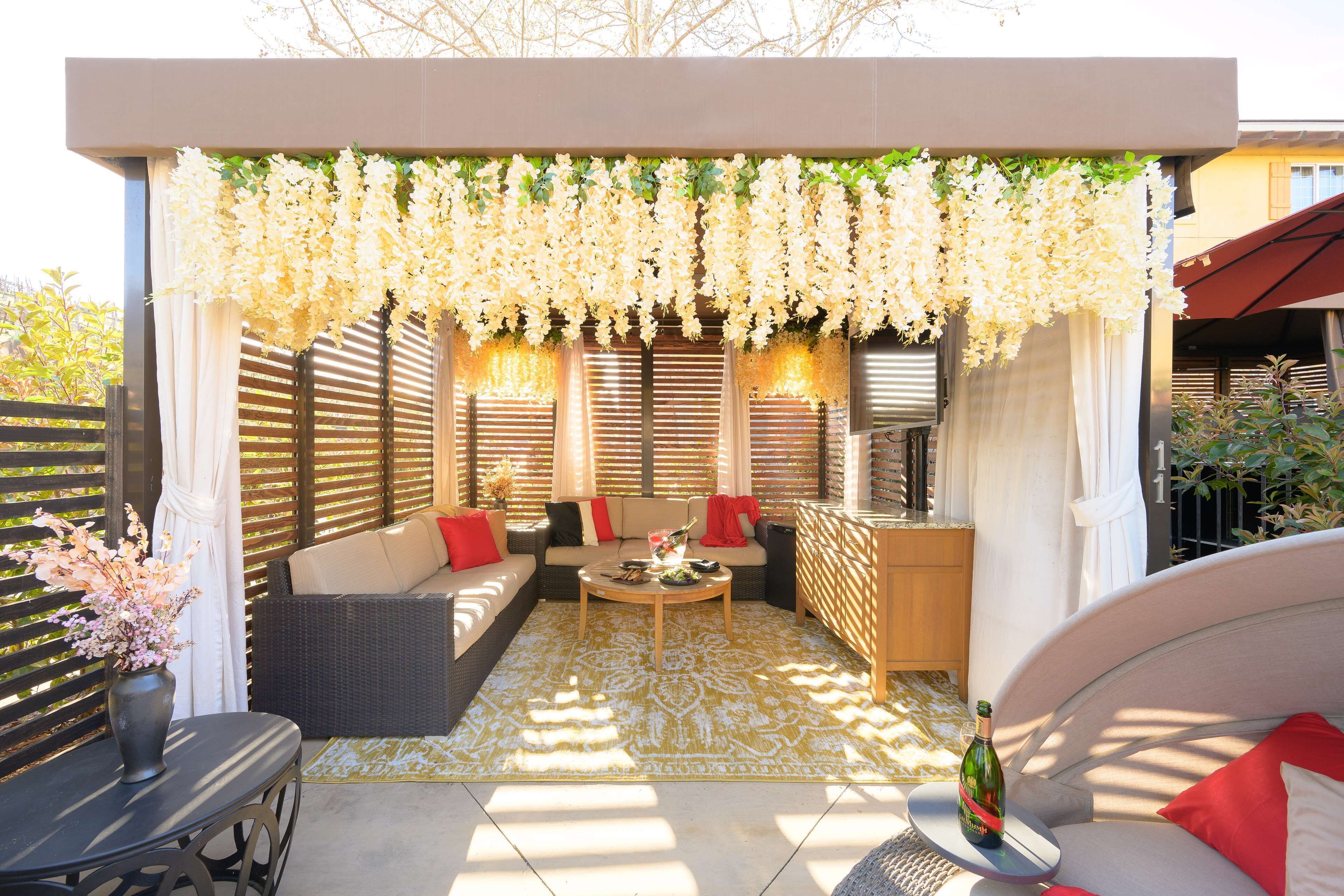 2 piscines extérieures, tentes de plage, parasols de plage