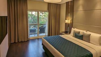 Suite | Living area | 42-inch LED TV with cable channels
