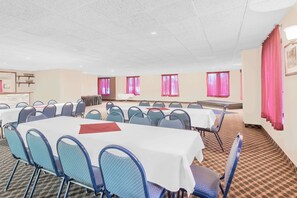 Meeting facility - Days Inn by Wyndham Springfield/Phil.Intl Airport (Springfield)