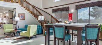 Best Western Plus Victoria Inn & Suites