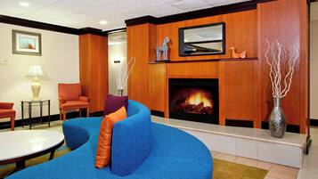 Lobby-lounge