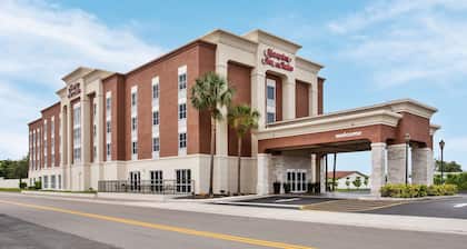 Hampton Inn & Suites - Cape Coral/Fort Myers Area, FL