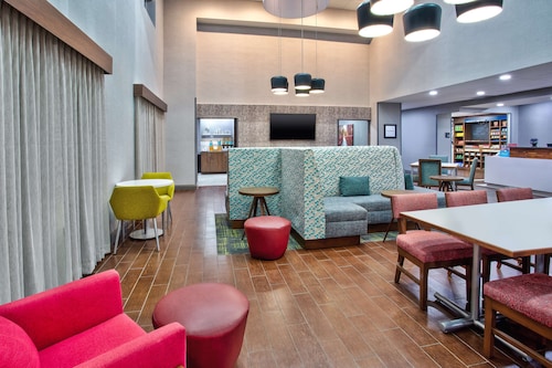 Hampton Inn & Suites - Cape Coral/Fort Myers Area, FL