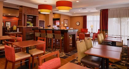 Hampton Inn by Hilton Litchfield