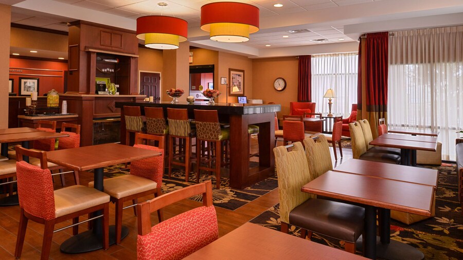 Hampton Inn by Hilton Litchfield
