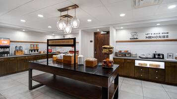 Desayuno buffet incluido todos los días