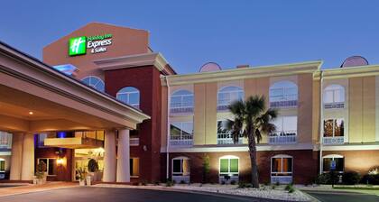 Holiday Inn Express Hotel & Suites Camden-I20 (Hwy 521) by IHG