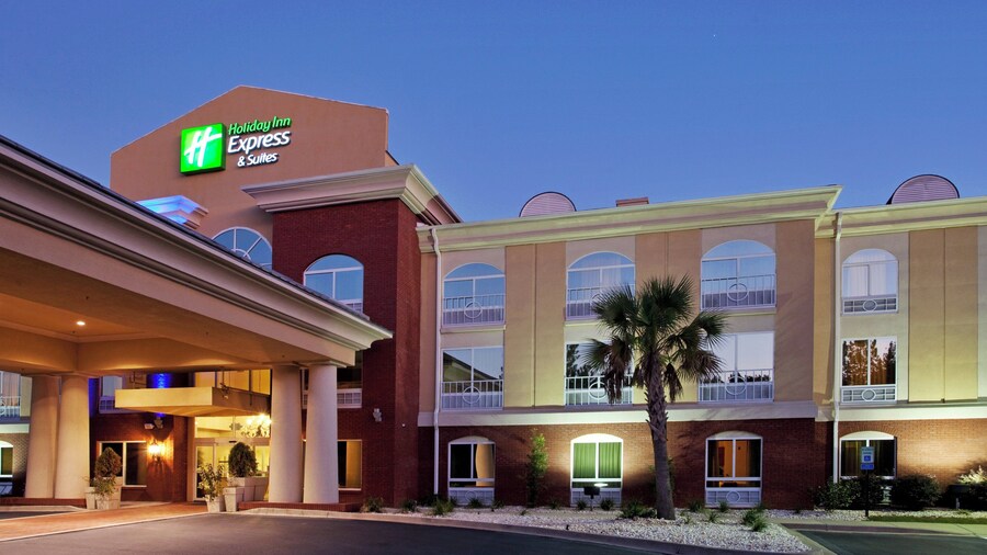 Holiday Inn Express Hotel & Suites Camden-I20 (Hwy 521) by IHG
