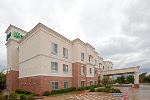 Exterior - Holiday Inn Express Hotel & Suites Decatur by IHG (Decatur)