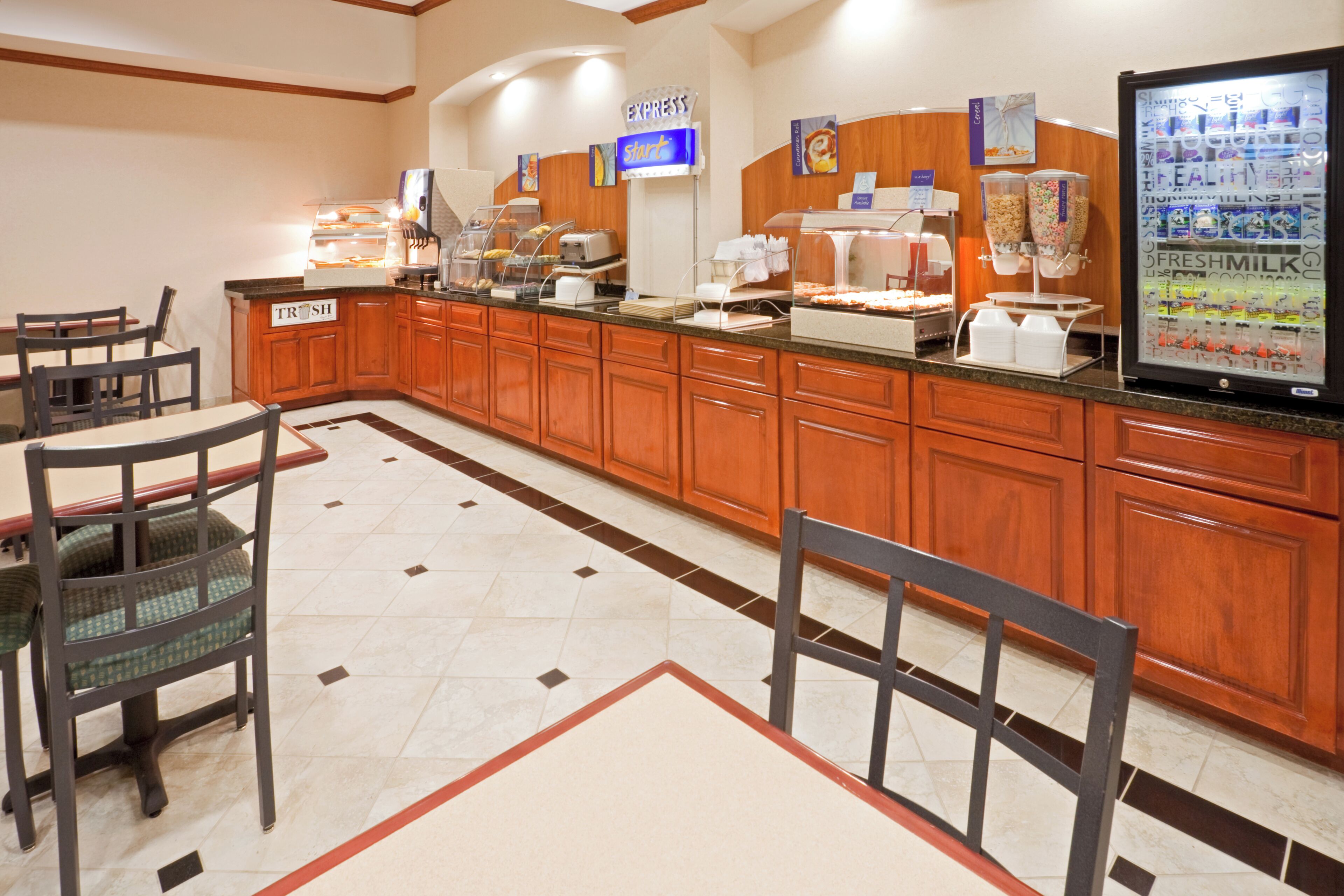 Free daily full breakfast 