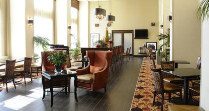 Hampton Inn & Suites Redding