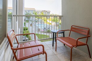 Studio Suite, 1 King Bed, Non Smoking | View from room - Hampton Inn & Suites Redding (Redding)