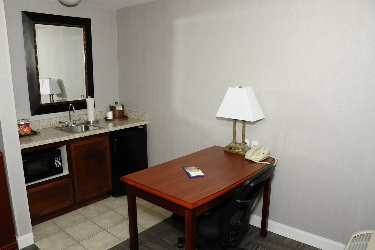 iron/ironing board, free wifi, bed sheets, alarm clocks