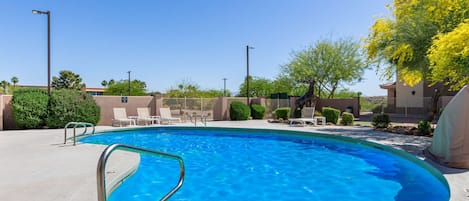 Outdoor pool, pool loungers