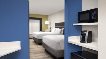 Standard Room, Accessible (Communications, Mobility, Access Tub) | In-room safe, desk, iron/ironing board, free cribs/infant beds