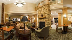 Lounge - Staybridge Suites Brownsville by IHG (Brownsville)