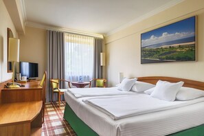 Double or Twin Room | Premium bedding, desk, laptop workspace, blackout curtains