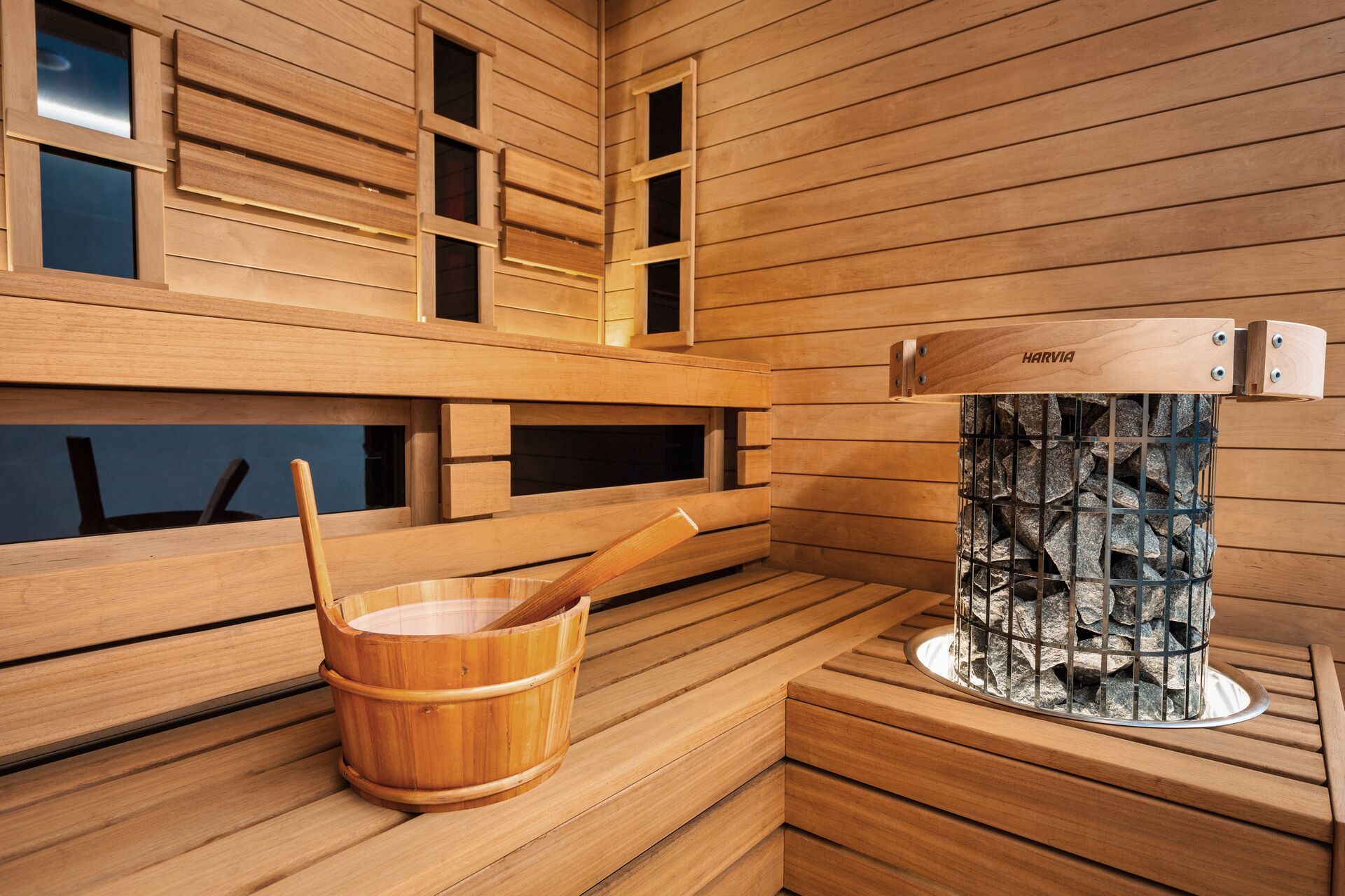 hot stone massages, 1 treatment room, massages