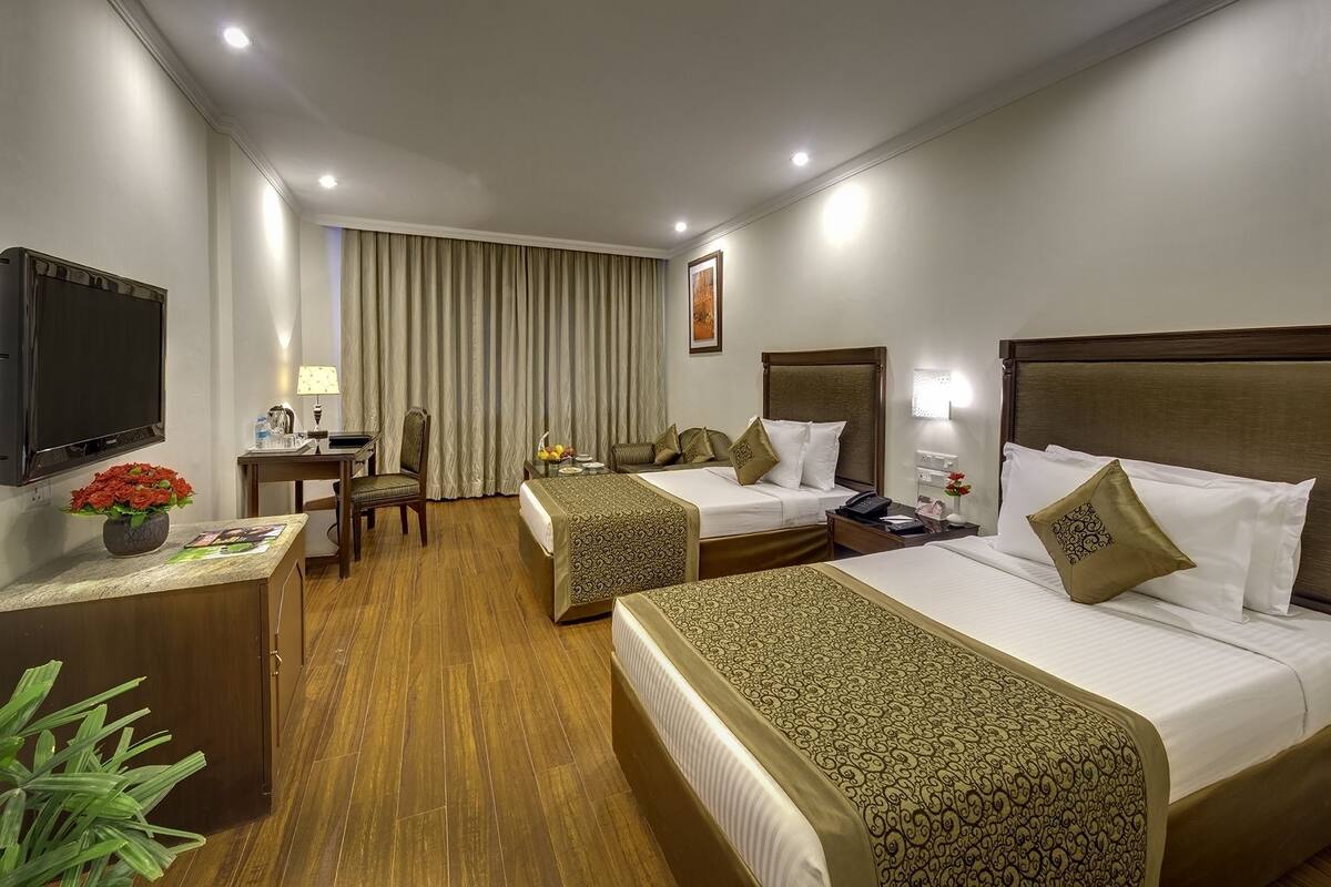 Quarto casal ou duplo | Frigobar, cofres nos quartos, escrivaninha