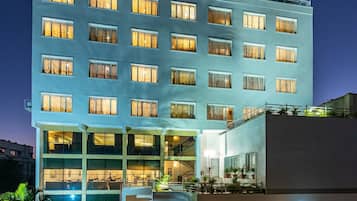 Premier Room | Exterior