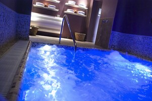 Sale per trattamenti di coppia, sauna, vasca idromassaggio, bagno turco