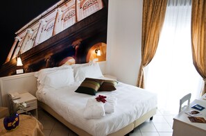 Couette en duvet d'oie, minibar, coffres-forts dans les chambres